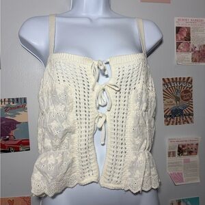Derek Heart Cream Crochet Tie-Front Camisole